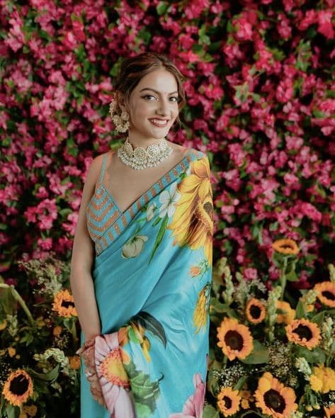 Sunflower Serenade: A Haldi Bride's Radiant Bloom
