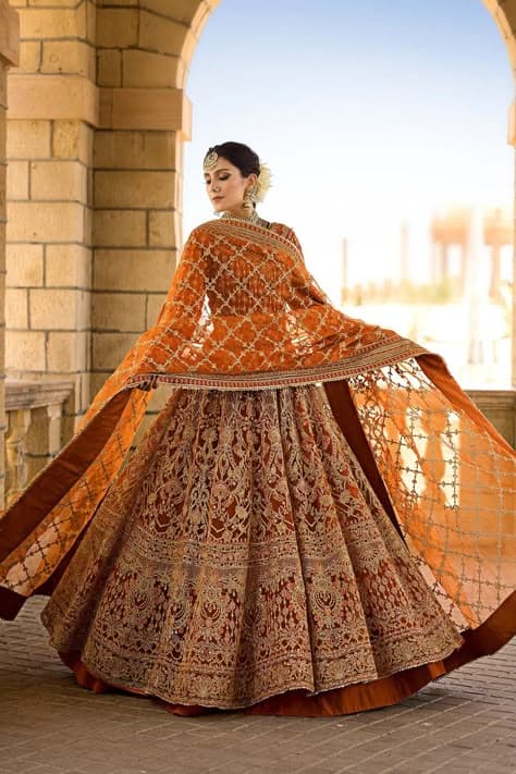 Amber Cascade: A Bride's Golden Hour Embrace