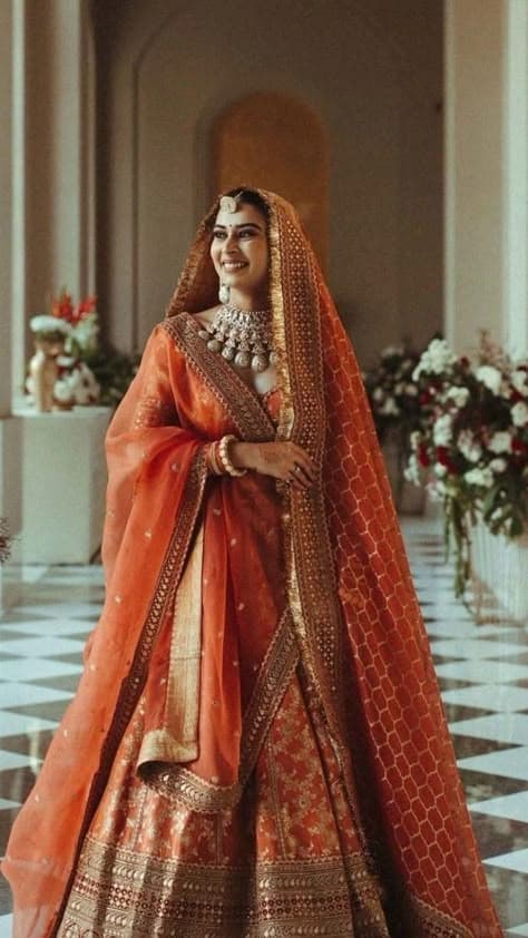 Apricot Bloom: A Bride's Radiant Promise