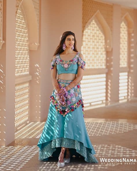 Azure Bloom: A Solo Bride's Haldi Radiance