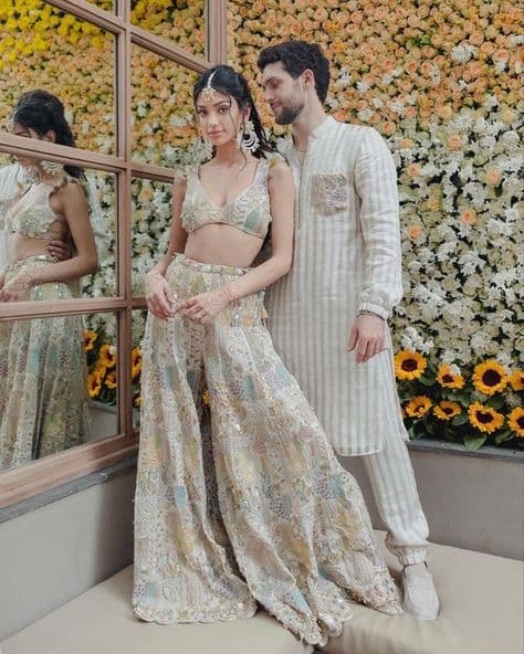 Haldi Hues: Embracing Love's Golden Glow