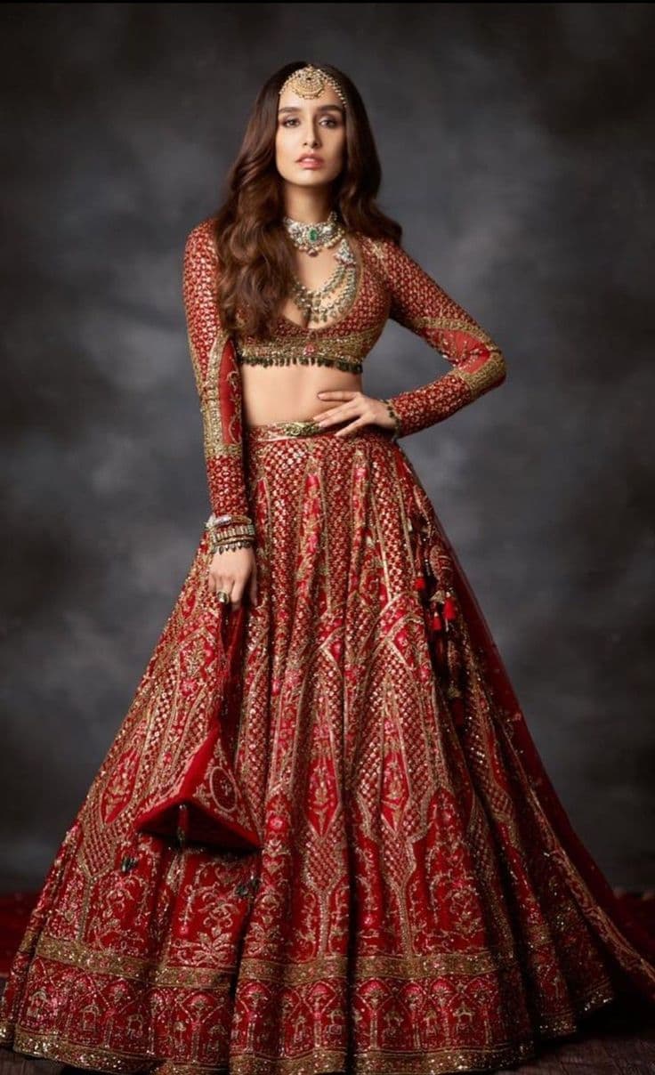 Crimson Majesty: The Bridal Lehenga of Eternal Love
